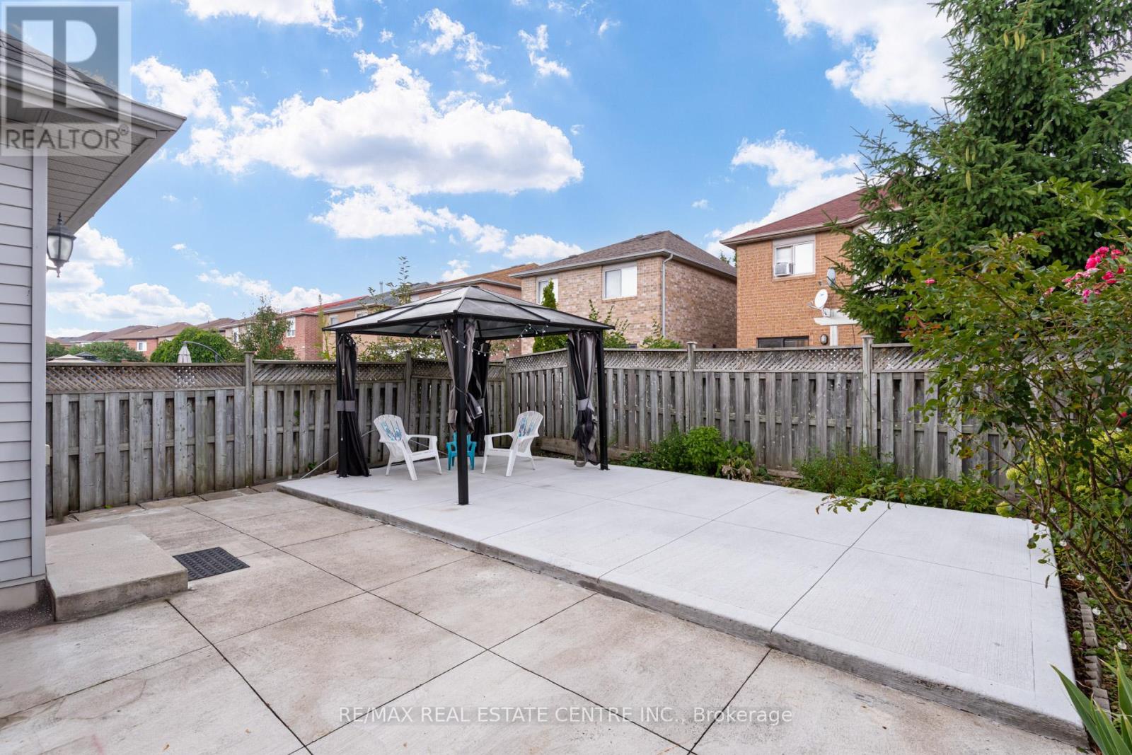 18 Richwood Crescent, Brampton, Ontario  L6X 4K9 - Photo 38 - W12399789