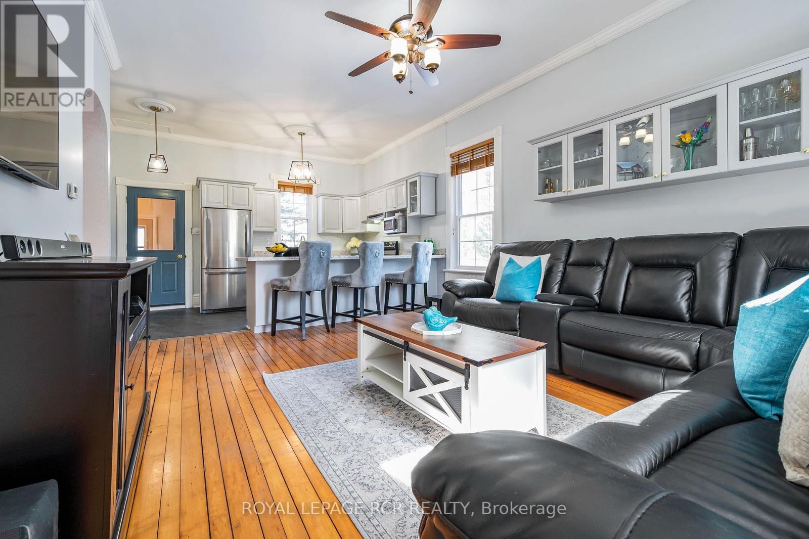 91 French Drive, Mono, Ontario  L9W 6T2 - Photo 3 - X12399633