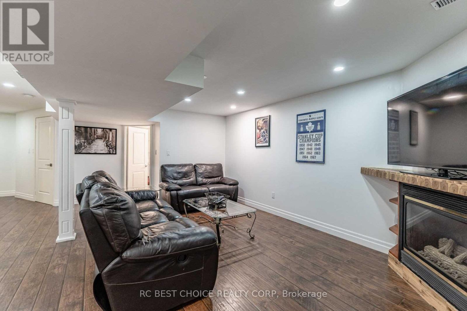 50 Pelham Drive, Hamilton, Ontario  L9K 1L4 - Photo 18 - X12399666