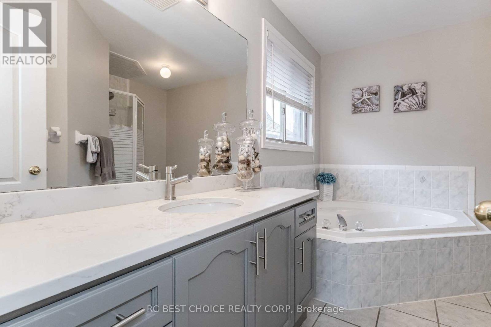 50 Pelham Drive, Hamilton, Ontario  L9K 1L4 - Photo 27 - X12399666