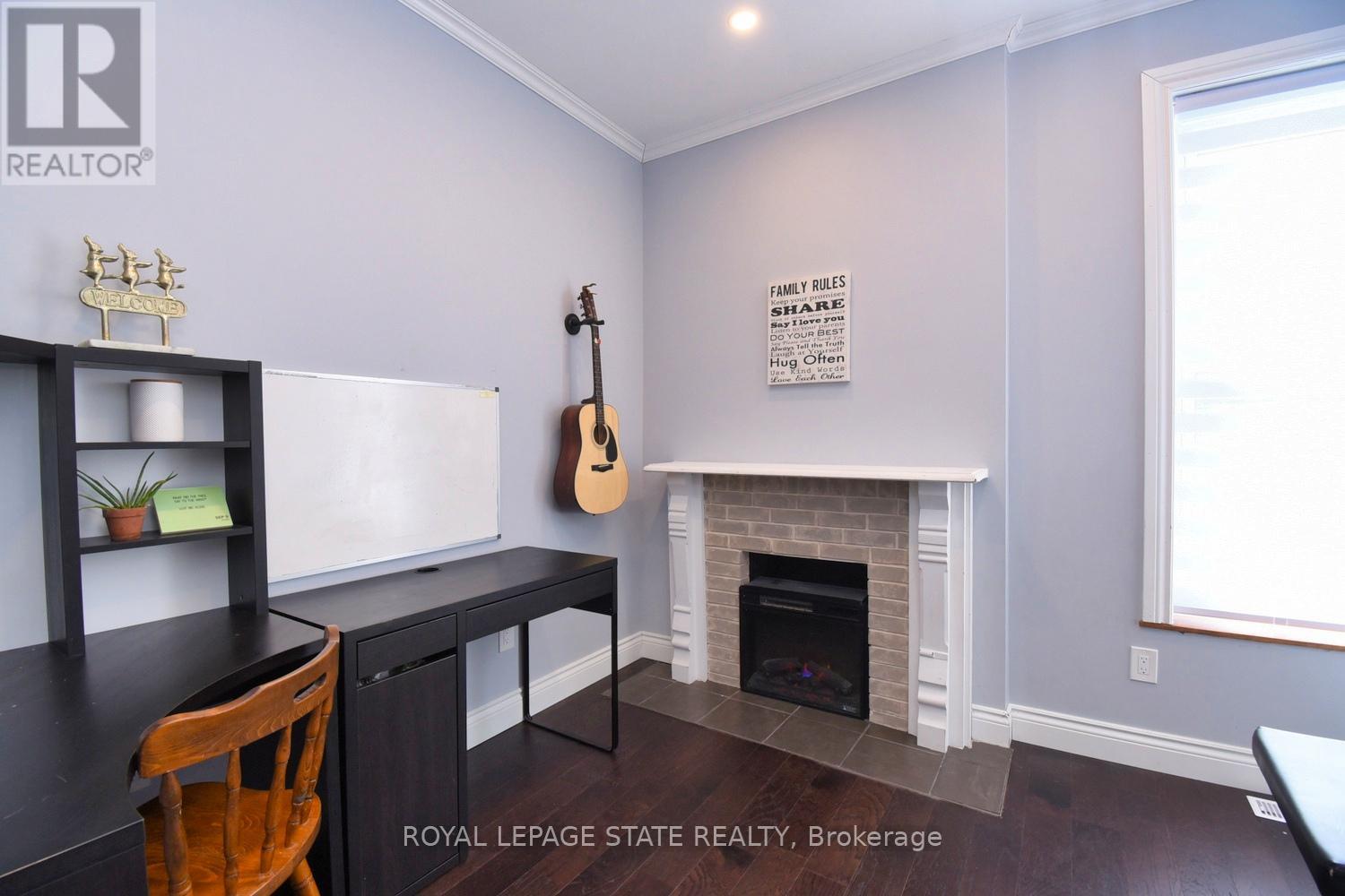 111 Drummond Street, Brantford, Ontario  N3S 5Z9 - Photo 12 - X12399668