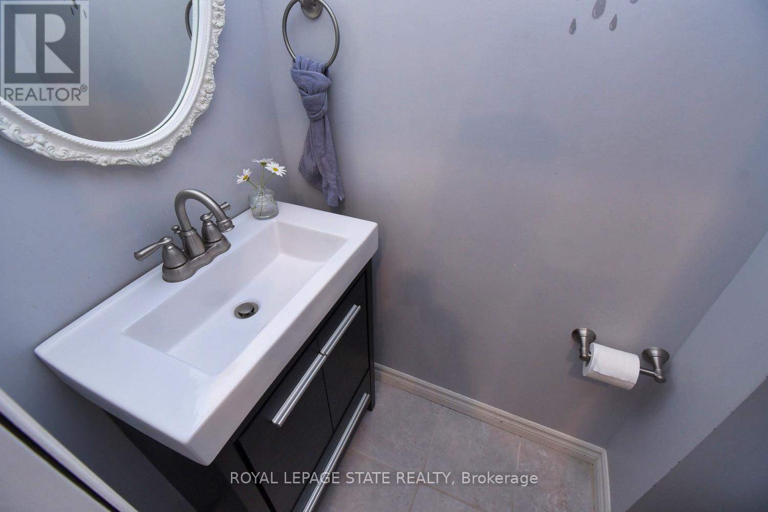 111 Drummond Street, Brantford, Ontario  N3S 5Z9 - Photo 13 - X12399668