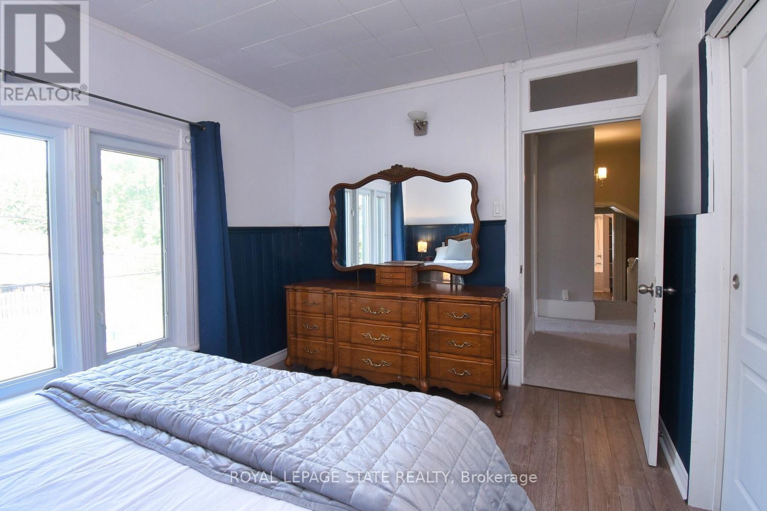 111 Drummond Street, Brantford, Ontario  N3S 5Z9 - Photo 15 - X12399668