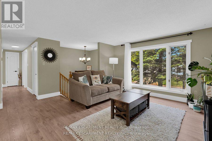 26 Turner Drive, Norfolk, Ontario  N3Y 5G2 - Photo 9 - X12399738