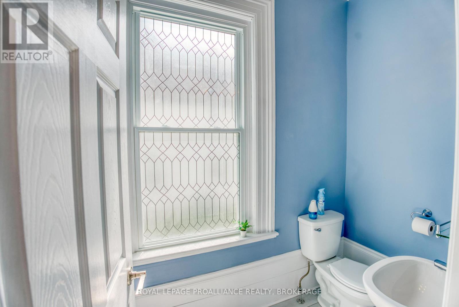 13 Kingston Street, Rideau Lakes, Ontario  K0G 1E0 - Photo 28 - X12400104