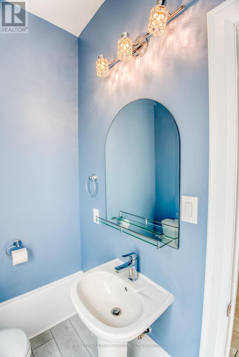 13 Kingston Street, Rideau Lakes, Ontario  K0G 1E0 - Photo 29 - X12400104