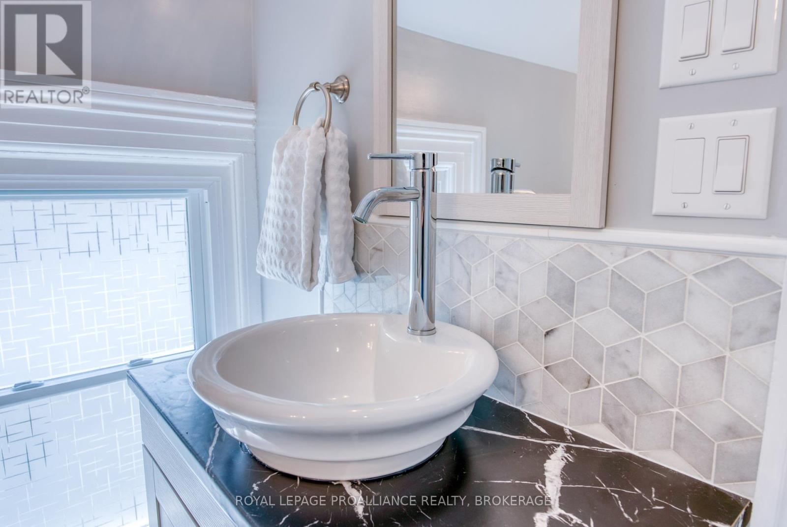 13 Kingston Street, Rideau Lakes, Ontario  K0G 1E0 - Photo 35 - X12400104