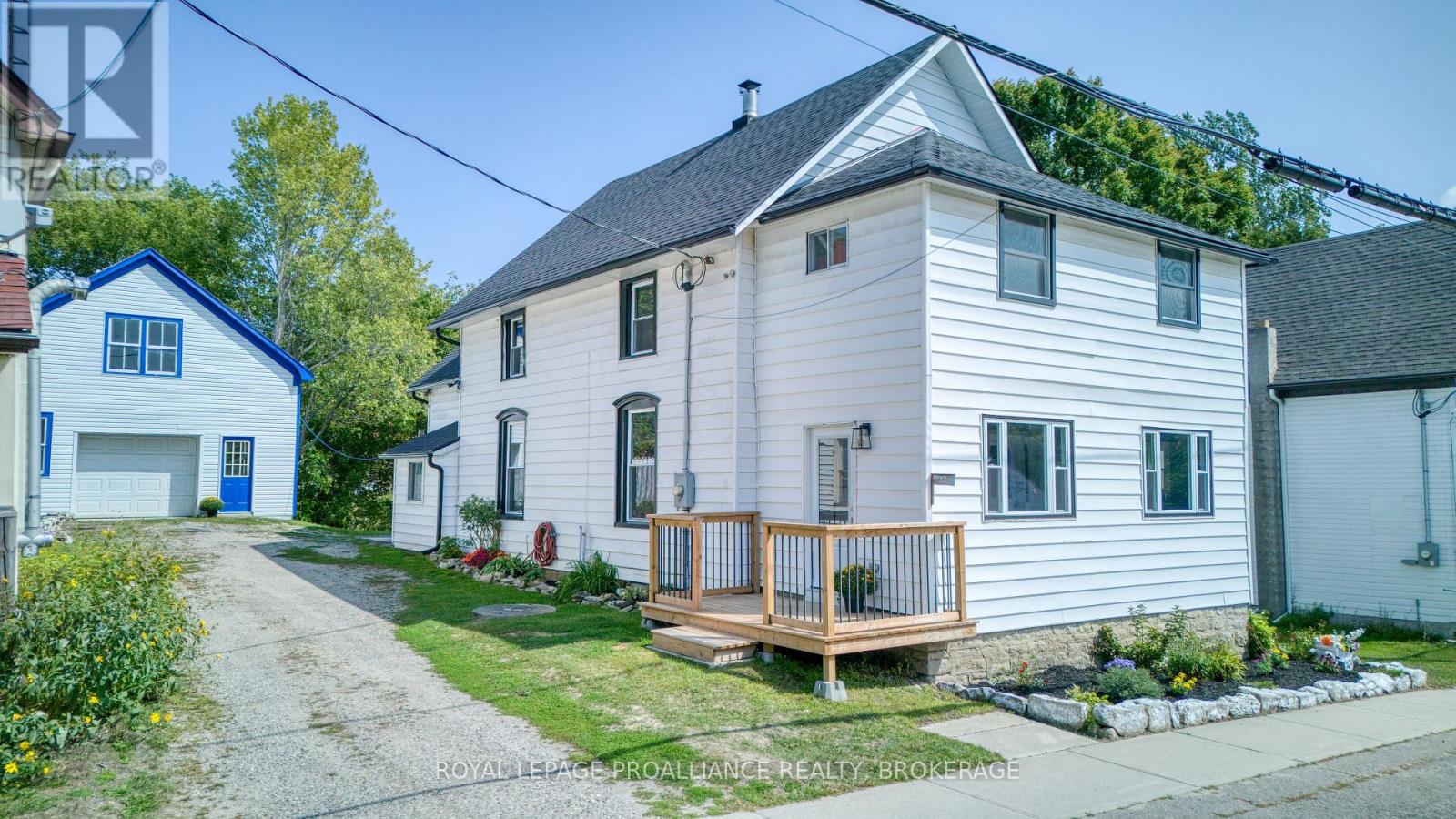 13 Kingston Street, Rideau Lakes, Ontario  K0G 1E0 - Photo 4 - X12400104