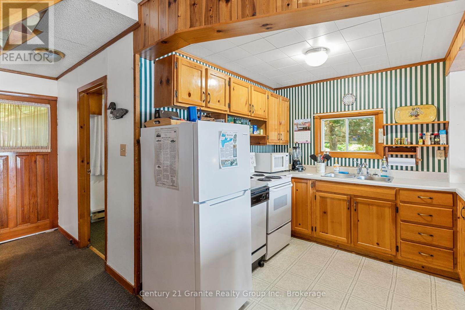 1100 Fairfield Bay Drive Sw, Minden Hills, Ontario  K0M 2K0 - Photo 11 - X12399931