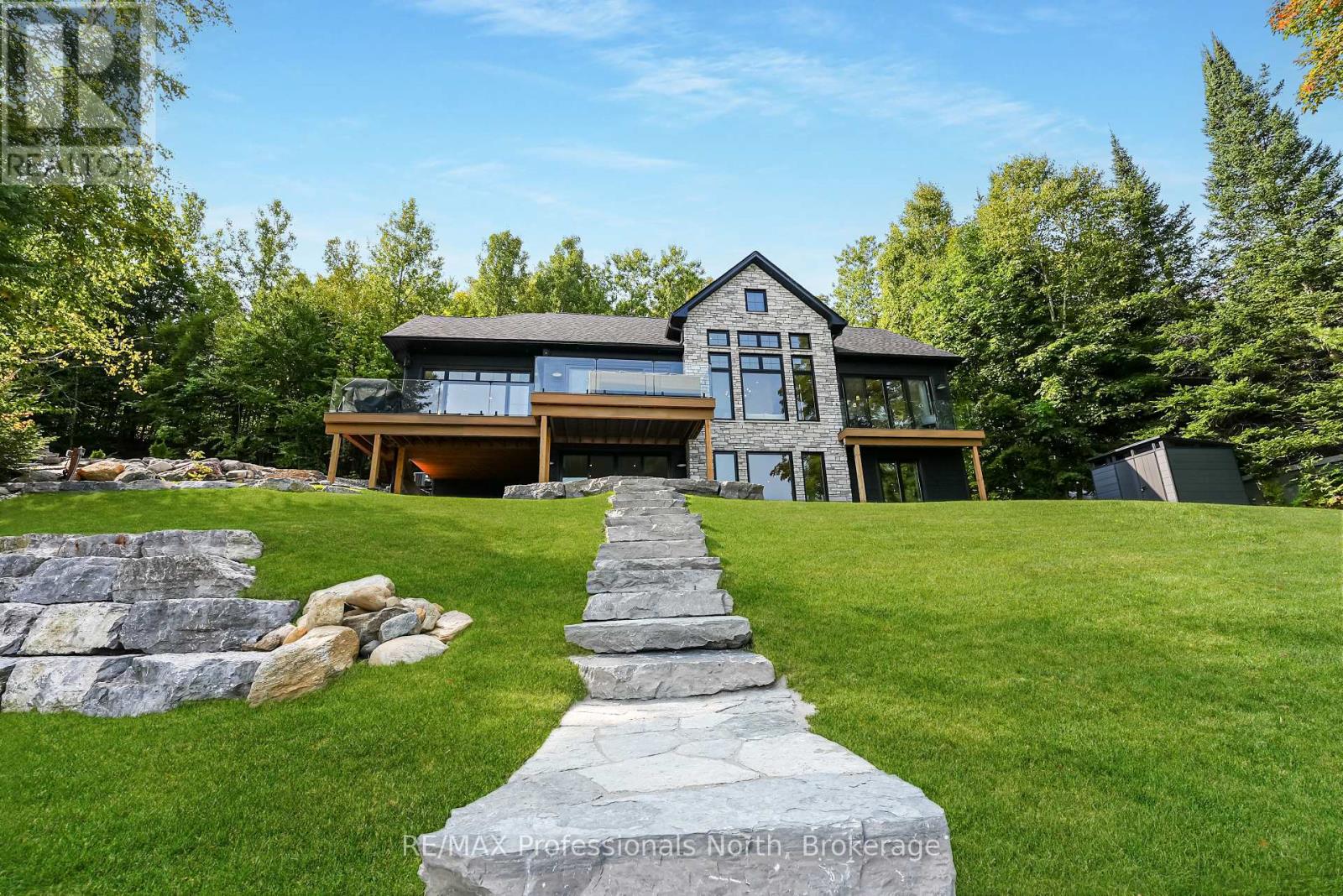 1015 Treasure Drive, Dysart Et Al (Harburn), Ontario  K0M 1S0 - Photo 2 - X12399933