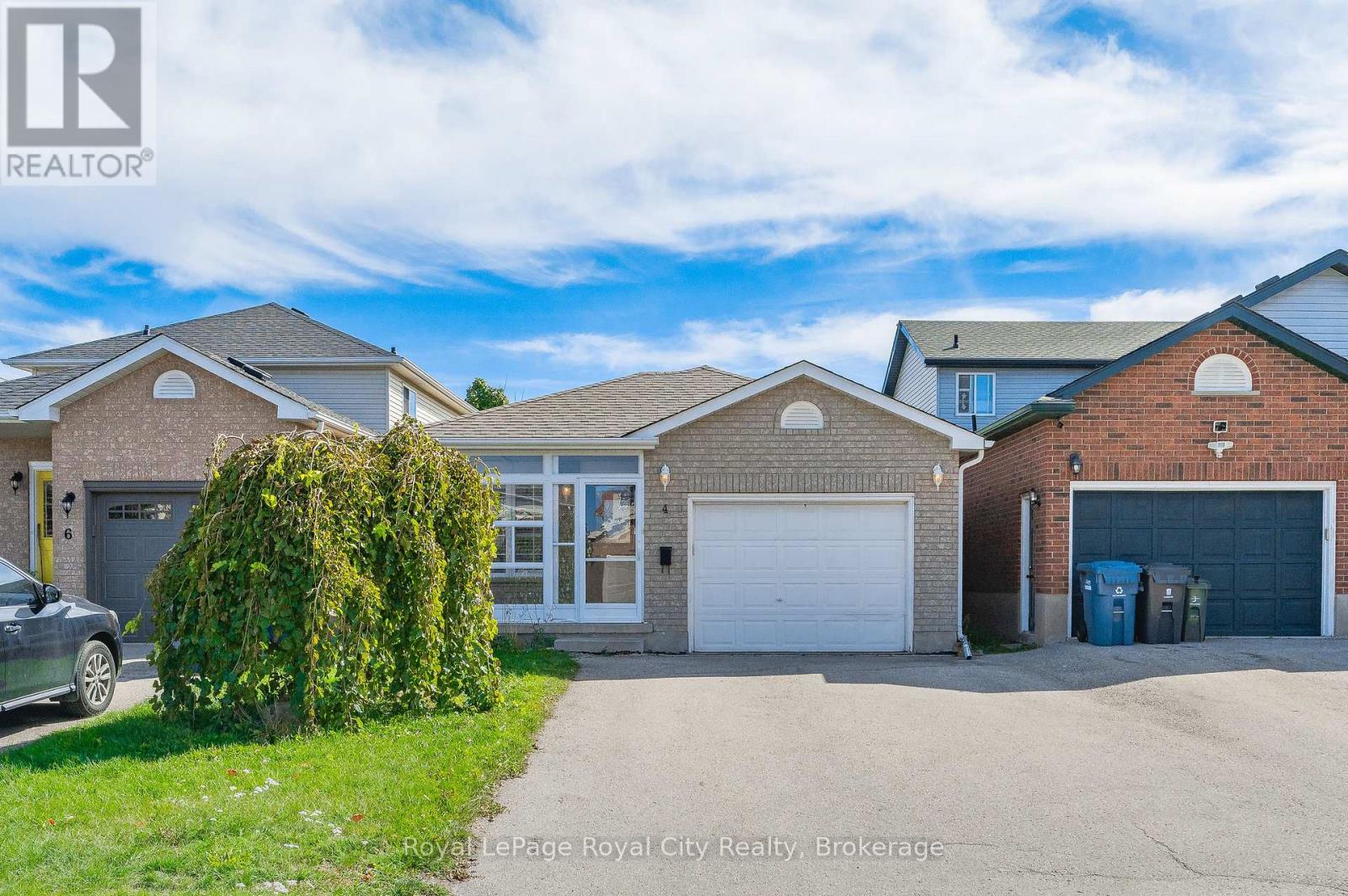 4 BRONWYN PLACE, Guelph, Ontario