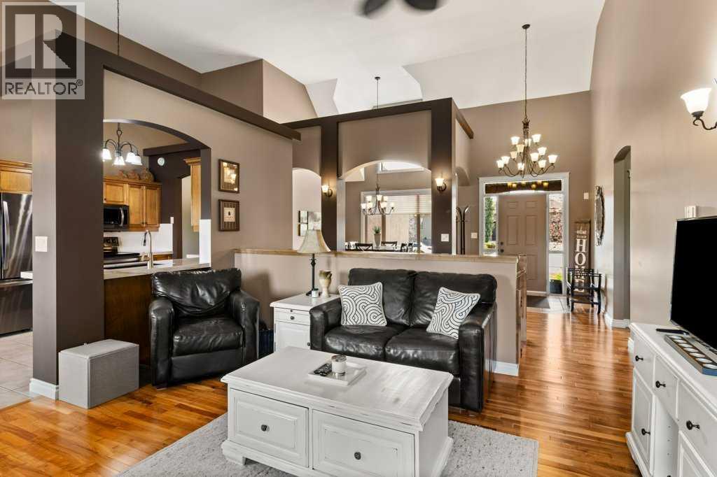 Property at 48 Fieldstone Way image 4