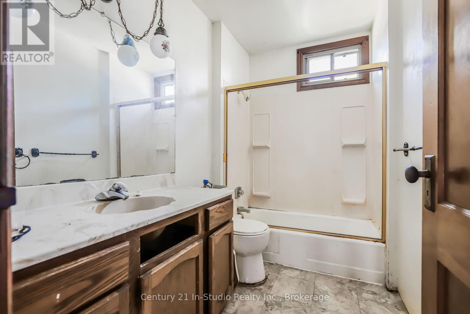 902 Huron Terrace, Kincardine, Ontario  N2Z 2Y1 - Photo 17 - X12399985