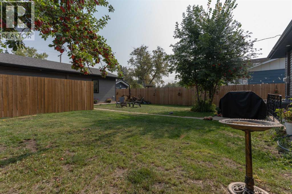 4715 47 Street, Camrose, Alberta  T4V 1H9 - Photo 41 - A2254197