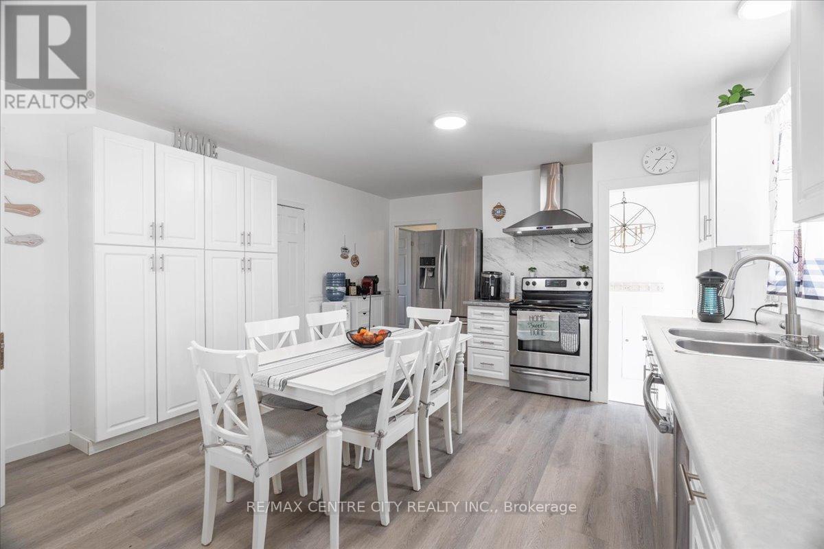 2875 Cuddy Drive, Adelaide Metcalfe, Ontario  N7G 3H6 - Photo 15 - X12399911