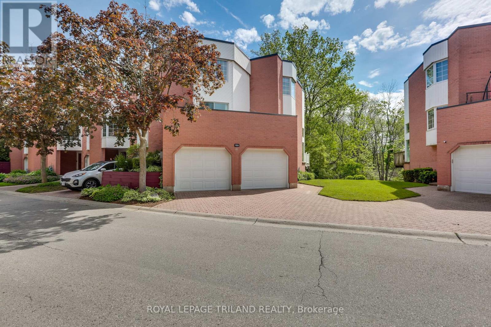 Property at 11 - 703 WINDERMERE ROAD image 3