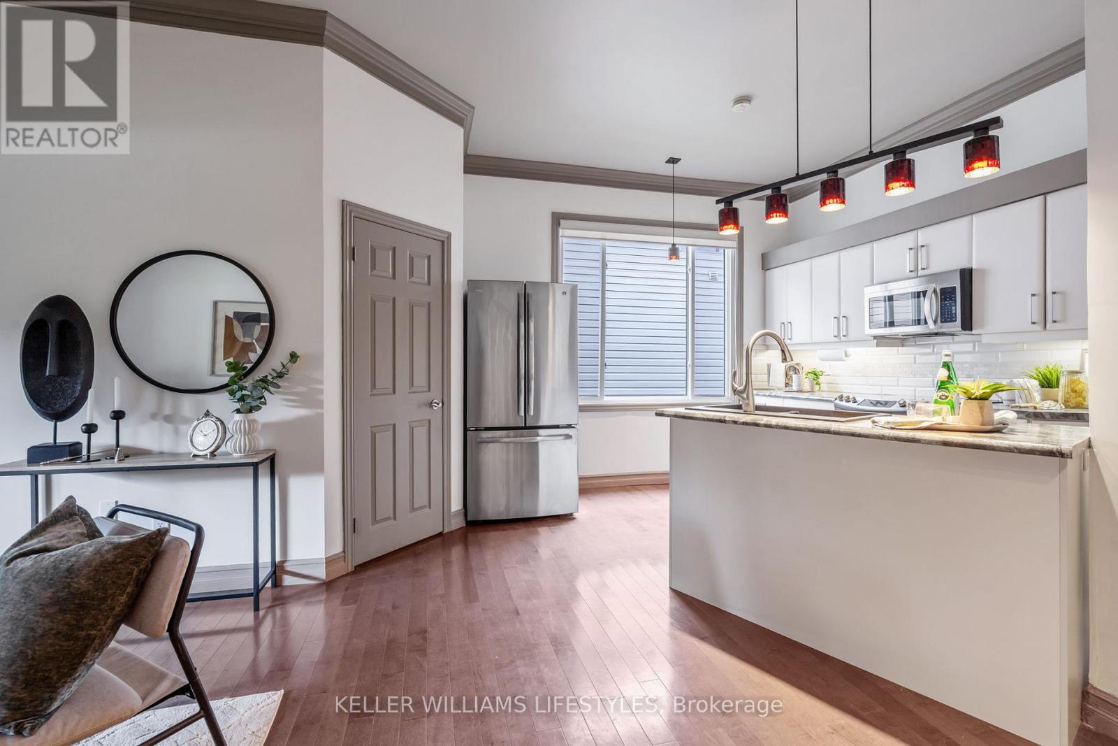 518 Grey Street, London East, Ontario  N6B 1H5 - Photo 12 - X12400076