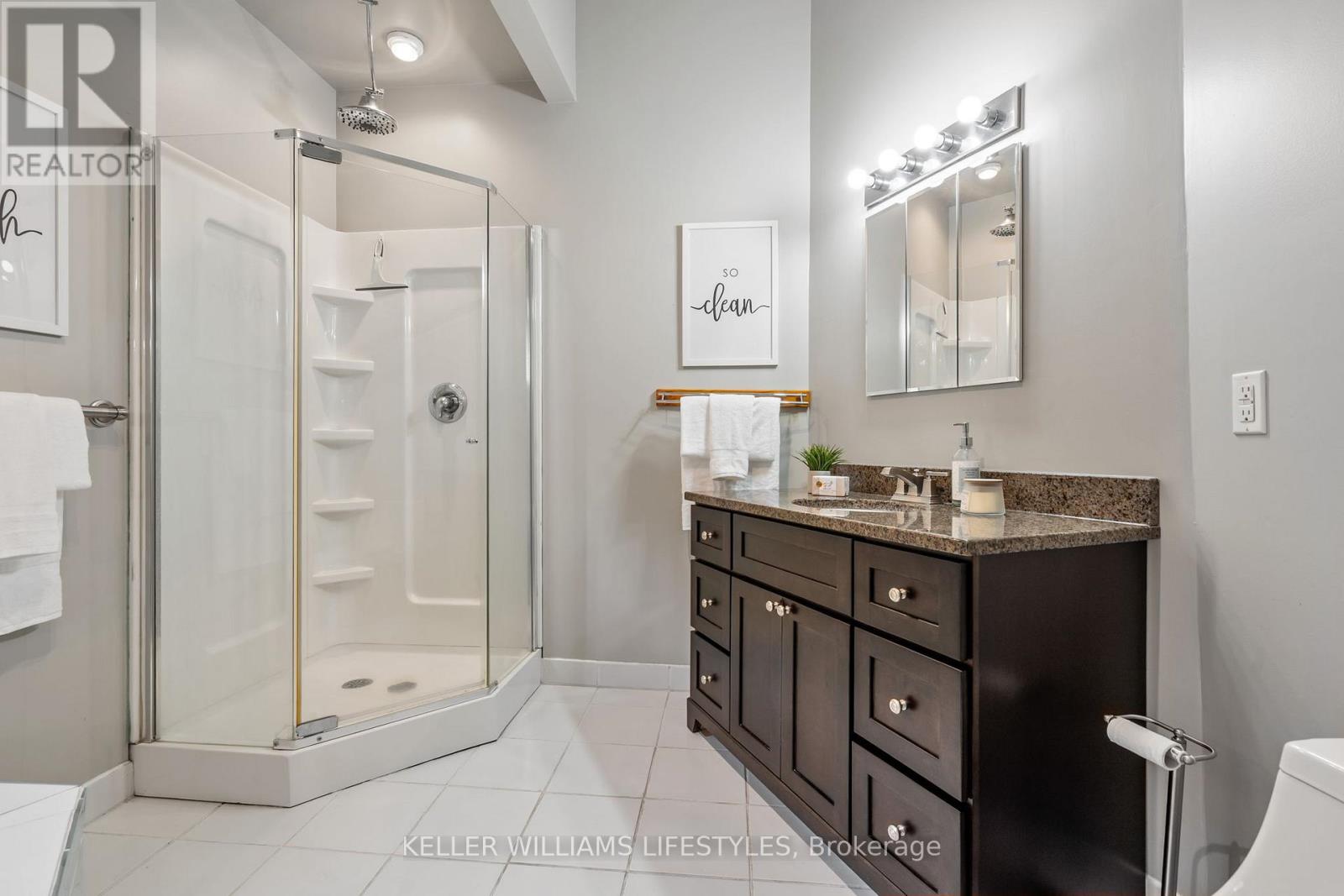 518 Grey Street, London East, Ontario  N6B 1H5 - Photo 18 - X12400076