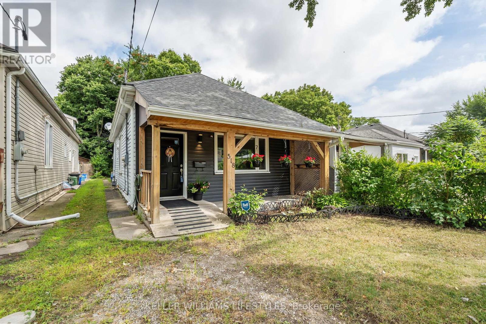 518 Grey Street, London East, Ontario  N6B 1H5 - Photo 2 - X12400076