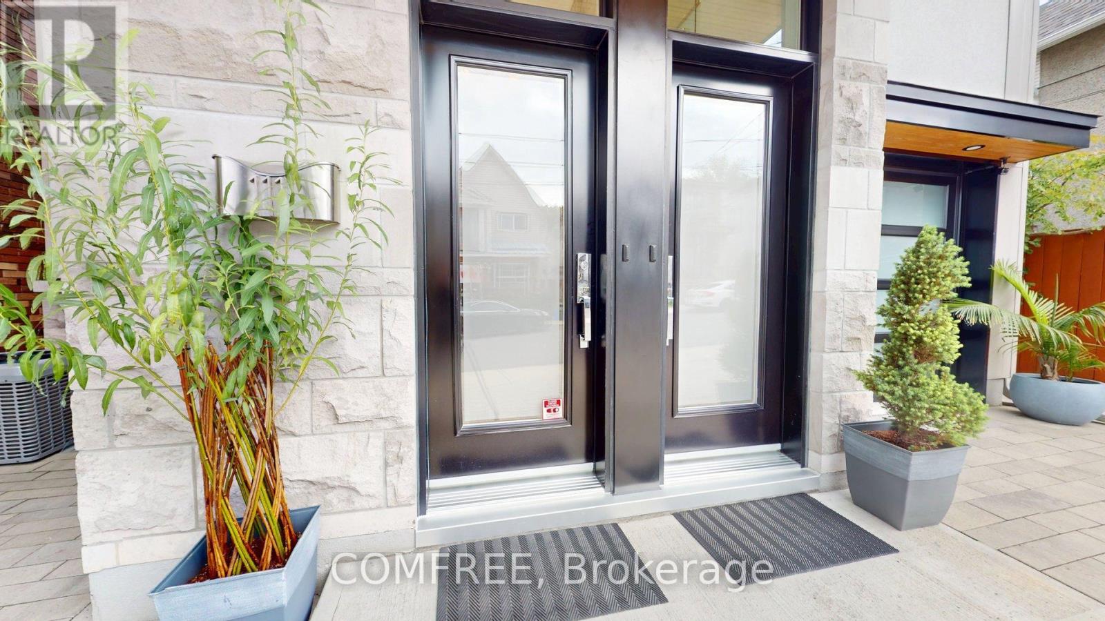 Property at 111 SHERBROOKE AVENUE image 3