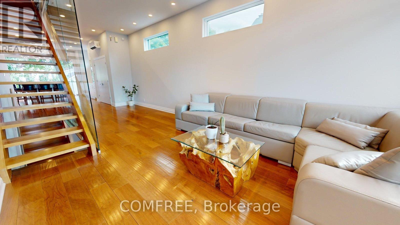 Property at 111 SHERBROOKE AVENUE image 5
