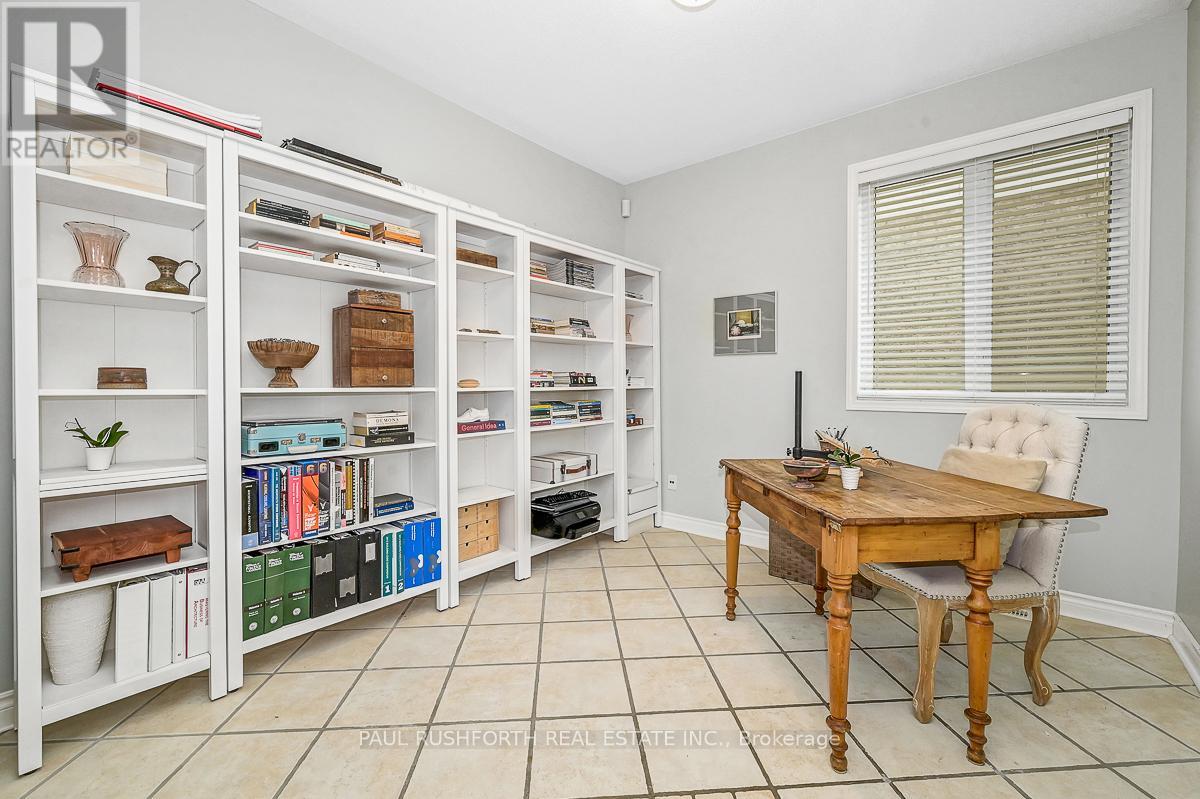 2410 Des Pruches Avenue, Ottawa, Ontario  K1W 1K7 - Photo 18 - X12399929