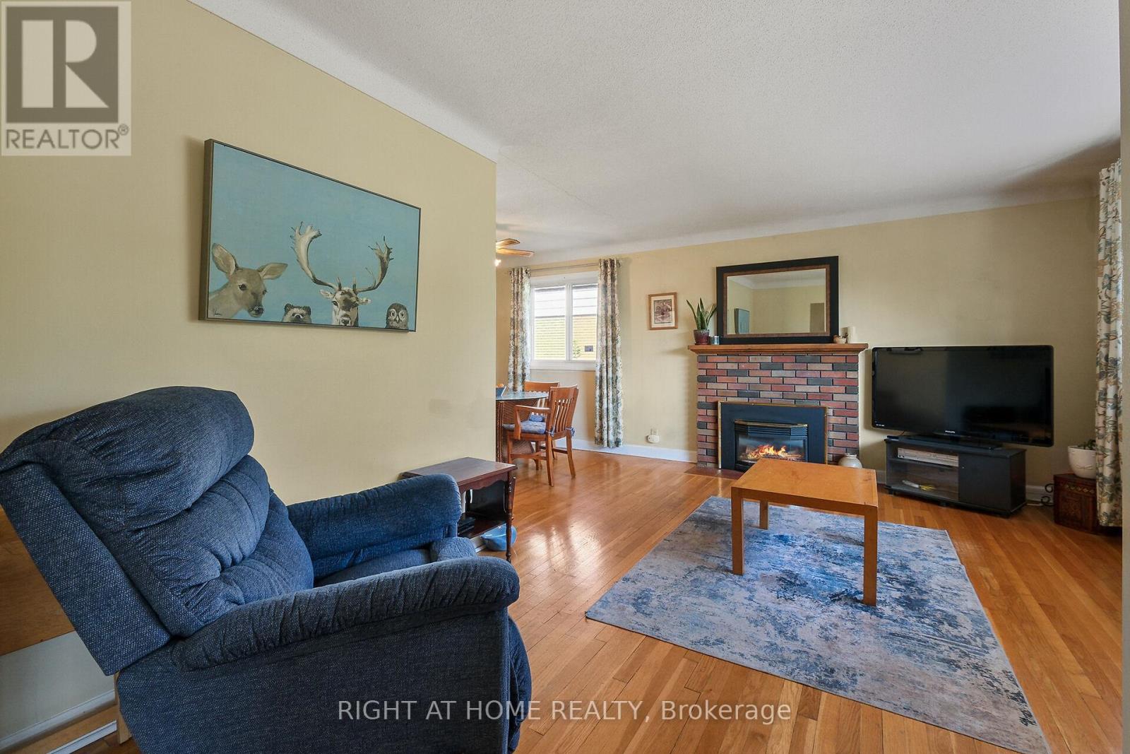 205 Withrow Avenue, Ottawa, Ontario  K2G 2J8 - Photo 10 - X12399973