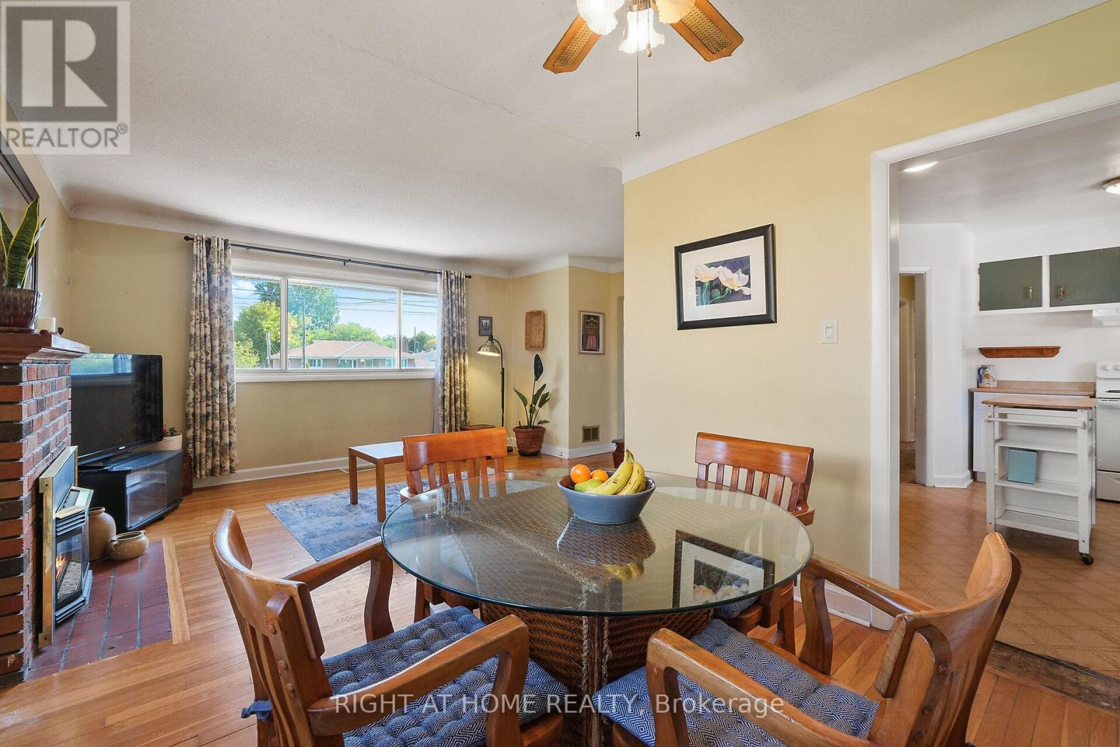 205 Withrow Avenue, Ottawa, Ontario  K2G 2J8 - Photo 18 - X12399973