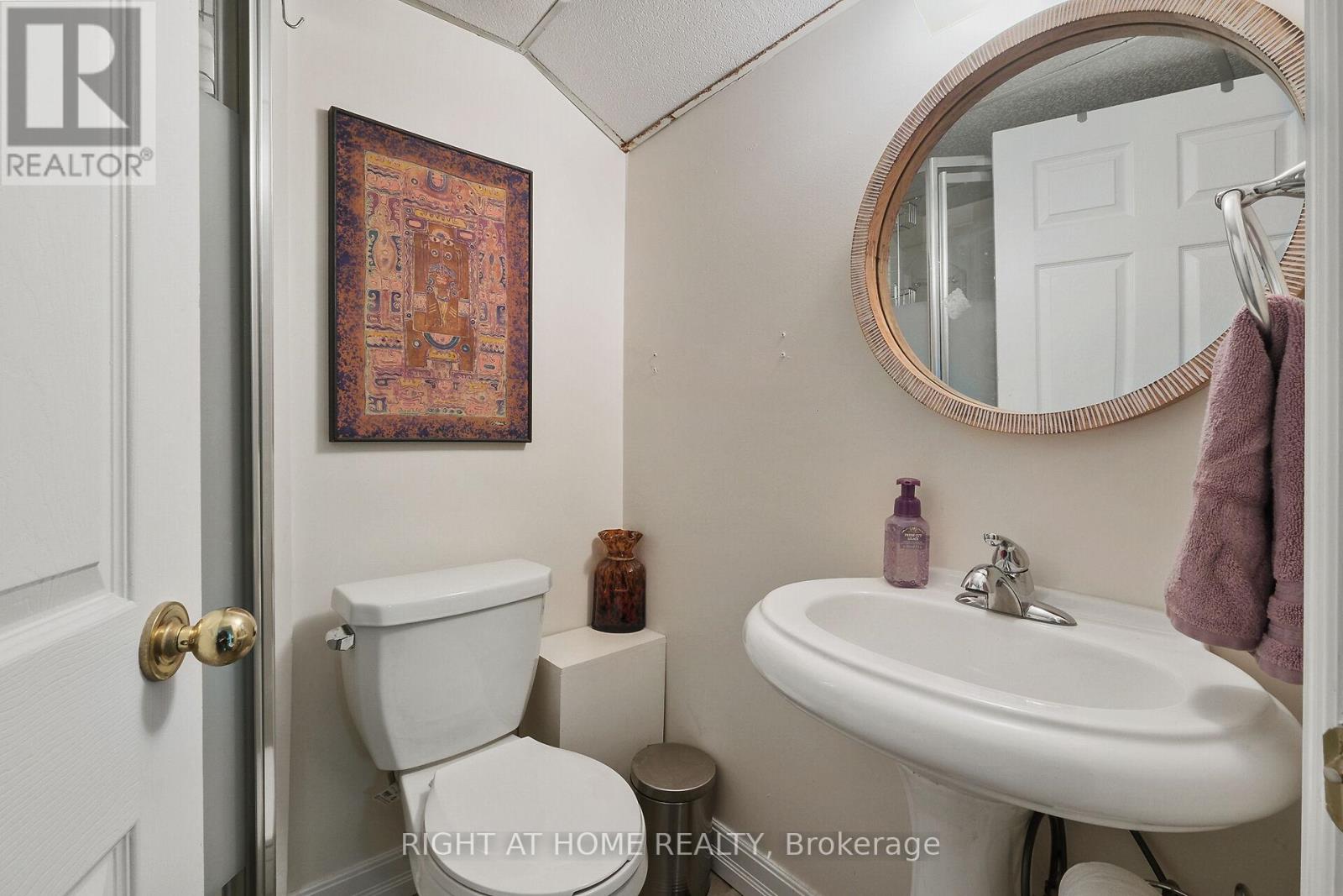 205 Withrow Avenue, Ottawa, Ontario  K2G 2J8 - Photo 34 - X12399973