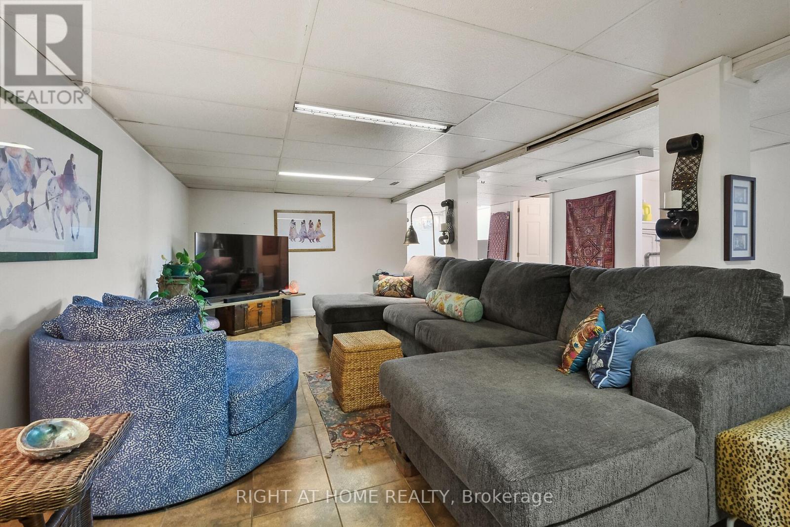 205 Withrow Avenue, Ottawa, Ontario  K2G 2J8 - Photo 38 - X12399973