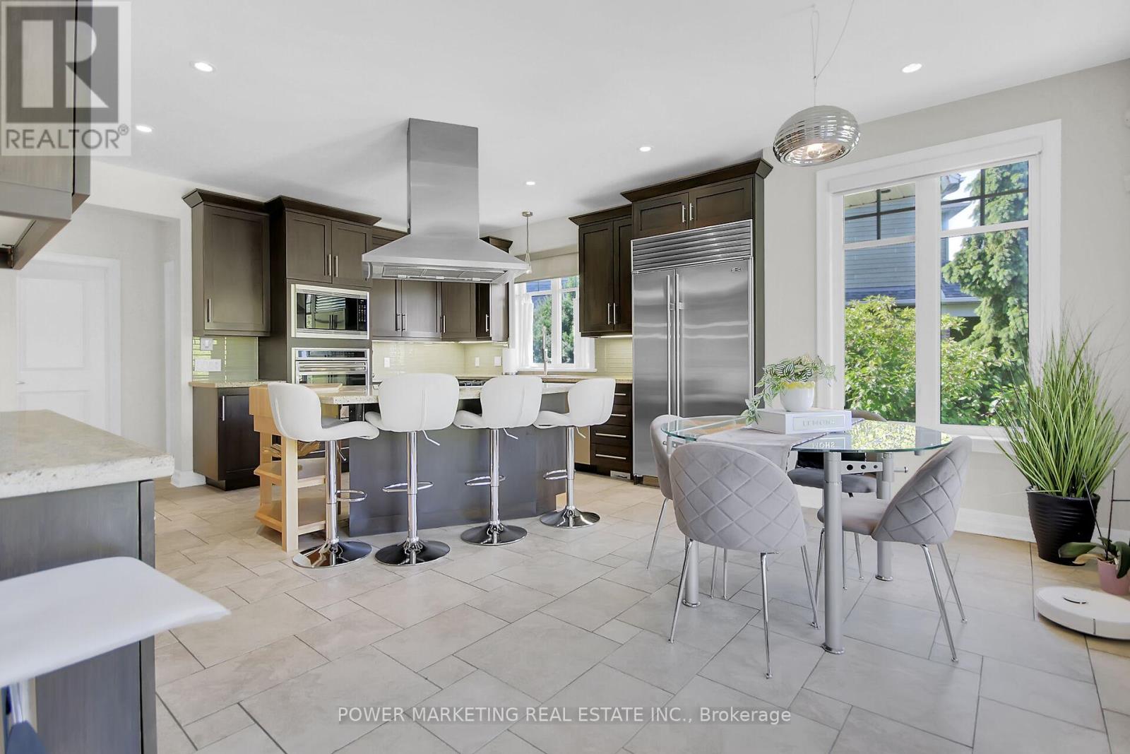 Property at 15 MARWOOD COURT image 4