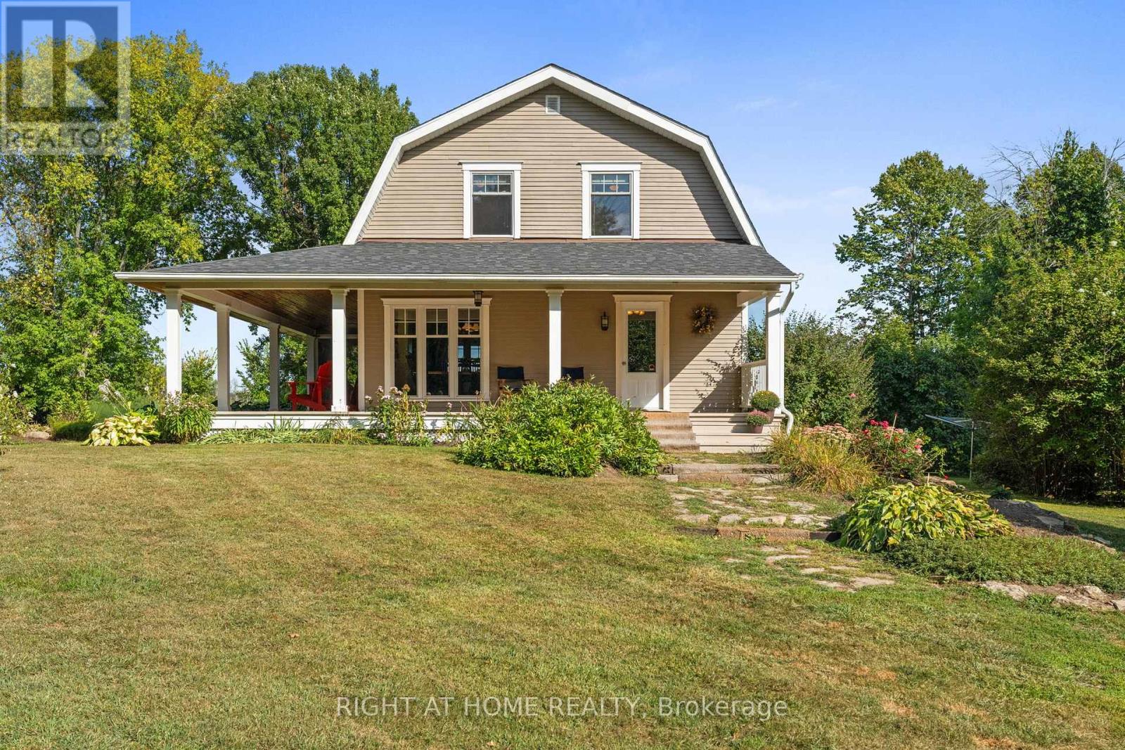 689 Rideau River Road, Montague, Ontario  K0G 1N0 - Photo 11 - X12400088