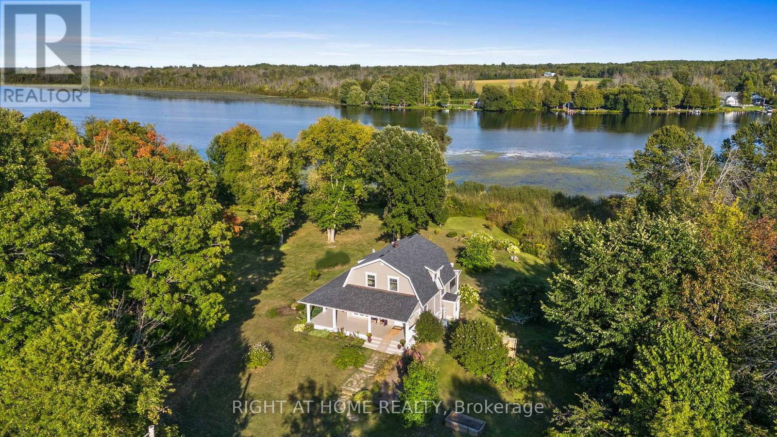 689 Rideau River Road, Montague, Ontario  K0G 1N0 - Photo 4 - X12400088