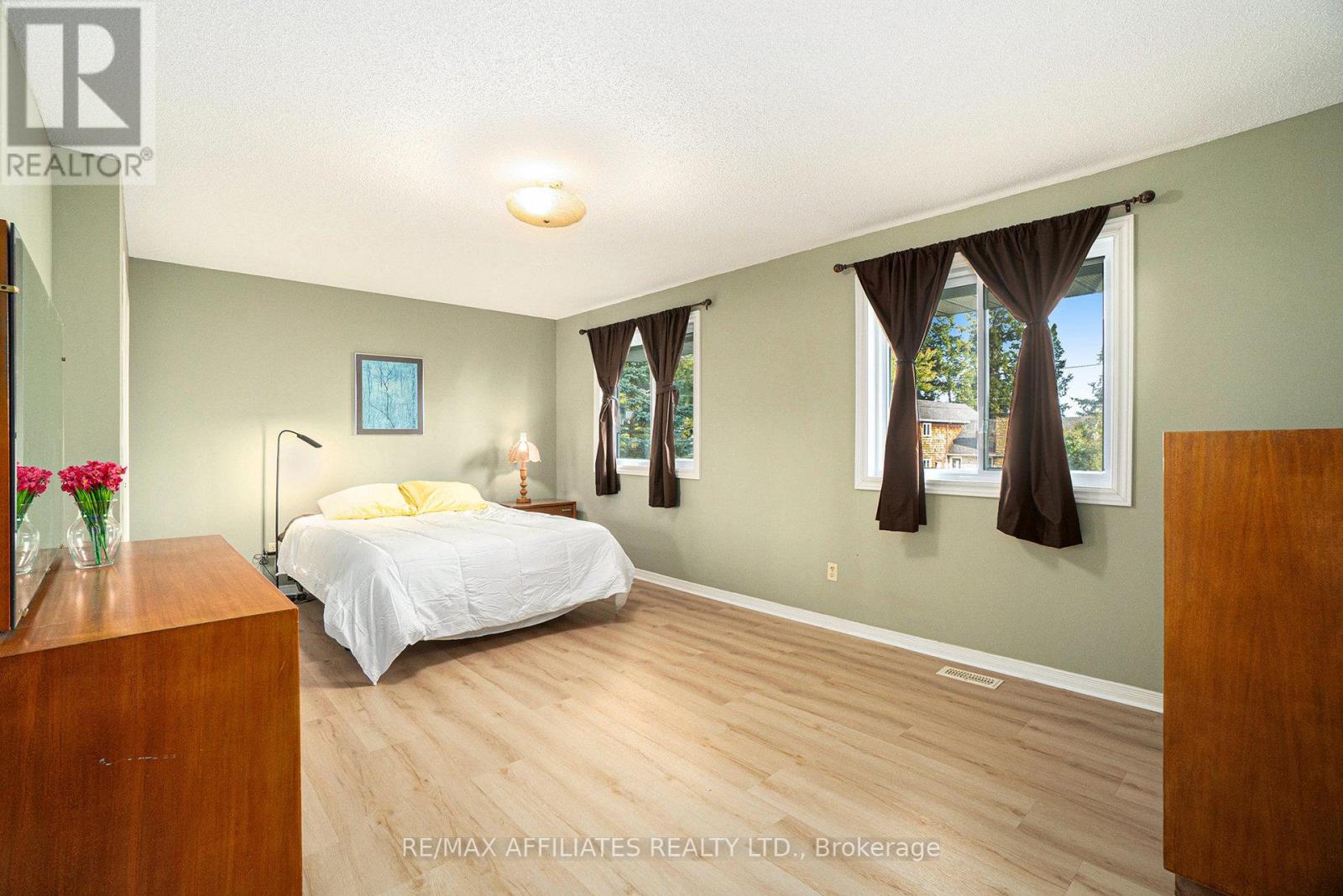 319 Riverwood Drive, Ottawa, Ontario  K0A 3M0 - Photo 13 - X12400095