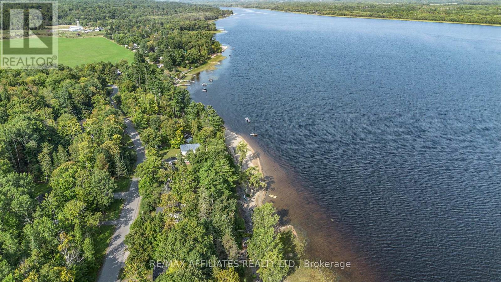 319 Riverwood Drive, Ottawa, Ontario  K0A 3M0 - Photo 34 - X12400095