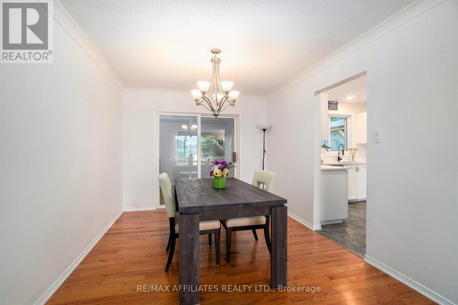 319 Riverwood Drive, Ottawa, Ontario  K0A 3M0 - Photo 9 - X12400095