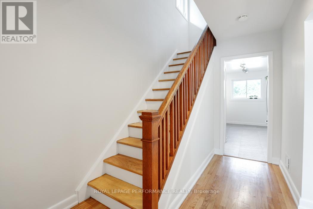 2265 Iris Street, Ottawa, Ontario  K2C 1C1 - Photo 6 - X12400113