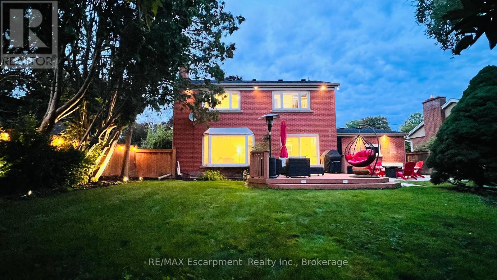 350 East Side Crescent, Burlington (Brant), Ontario  L7R 3G9 - Photo 42 - W12400070