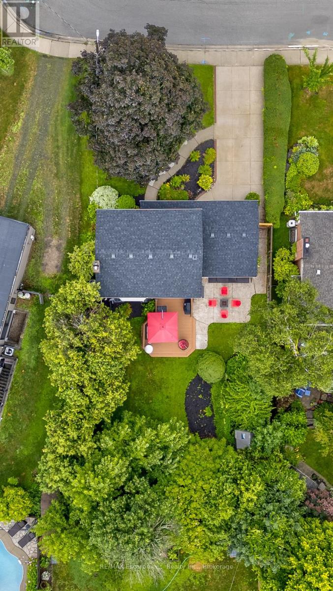 350 East Side Crescent, Burlington (Brant), Ontario  L7R 3G9 - Photo 47 - W12400070