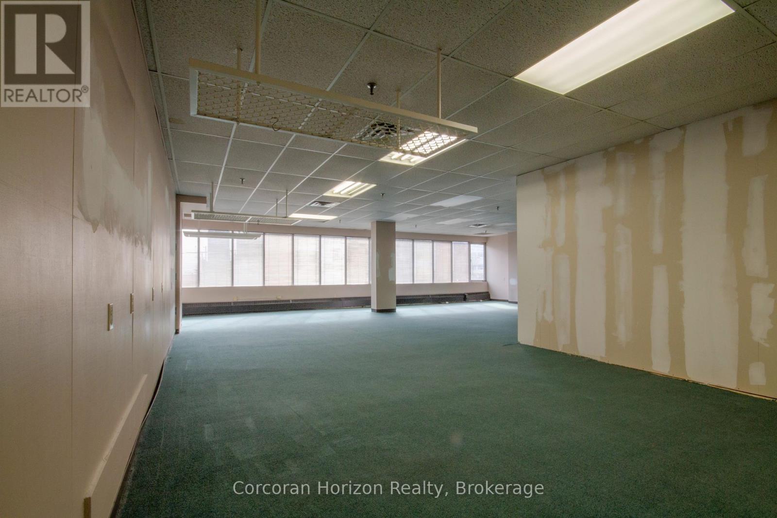 206 - 200 James Street S, Hamilton (Durand), Ontario  L8P 1Y6 - Photo 8 - X12399937