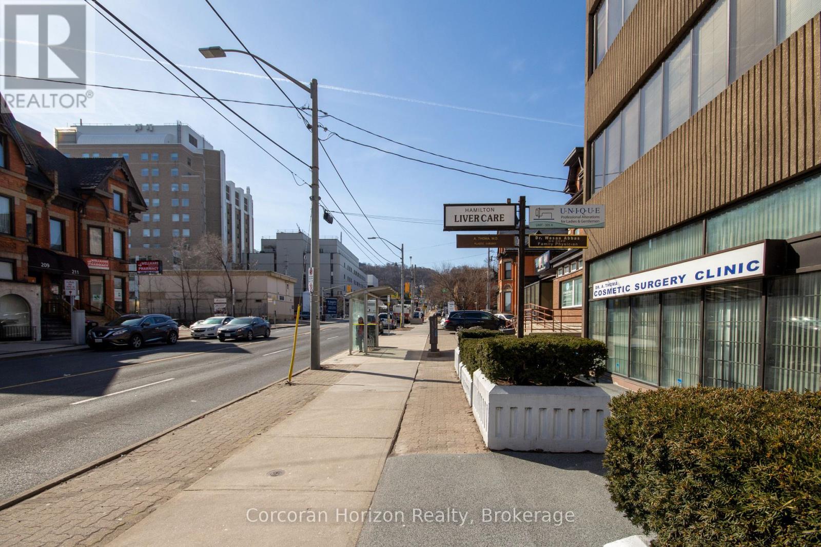 301a - 200 James Street S, Hamilton (Durand), Ontario  L8P 1Y6 - Photo 15 - X12399982