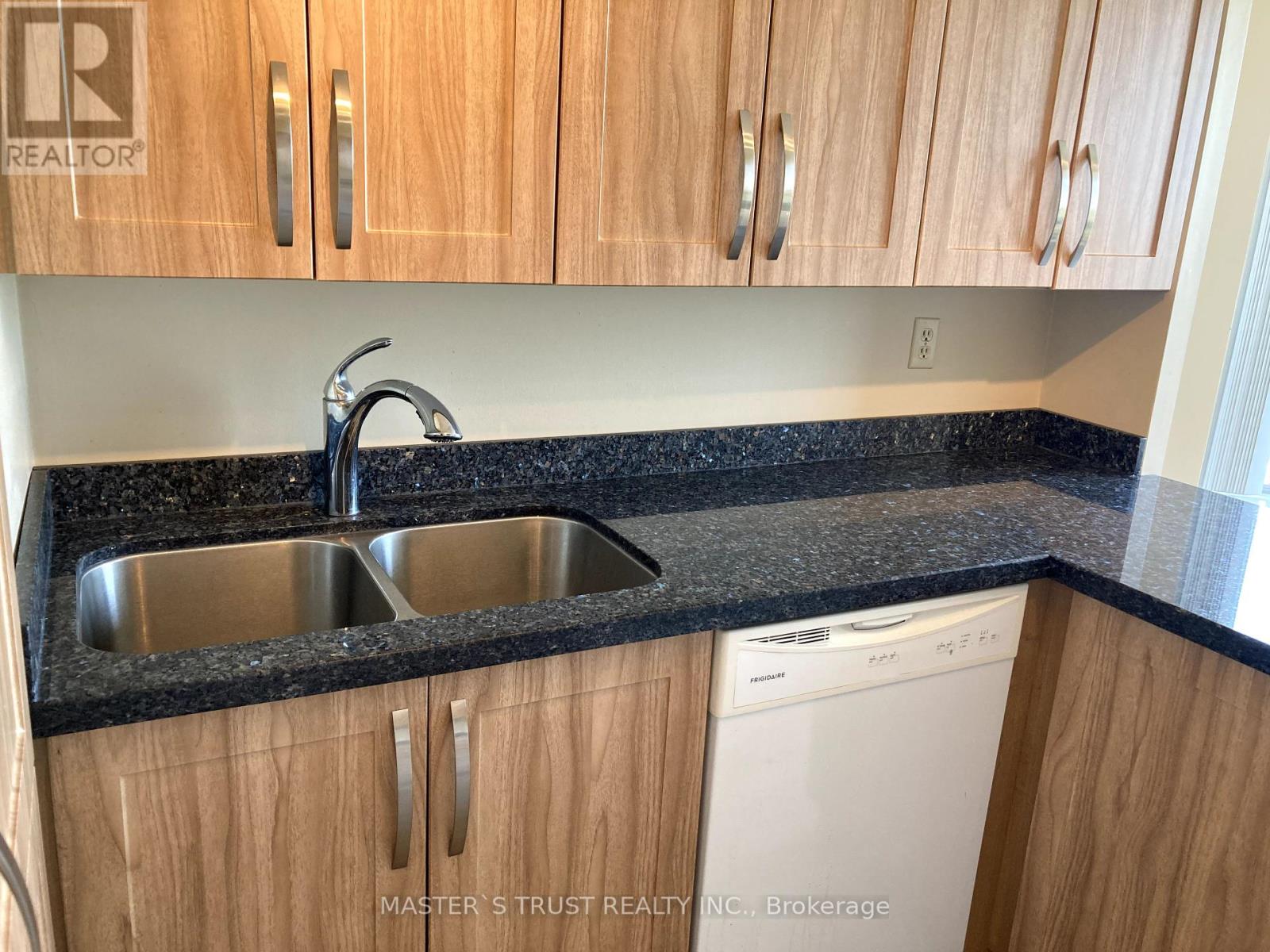 803 - 410 Mclevin Avenue, Toronto (Malvern), Ontario  M1B 5J5 - Photo 8 - E12399895