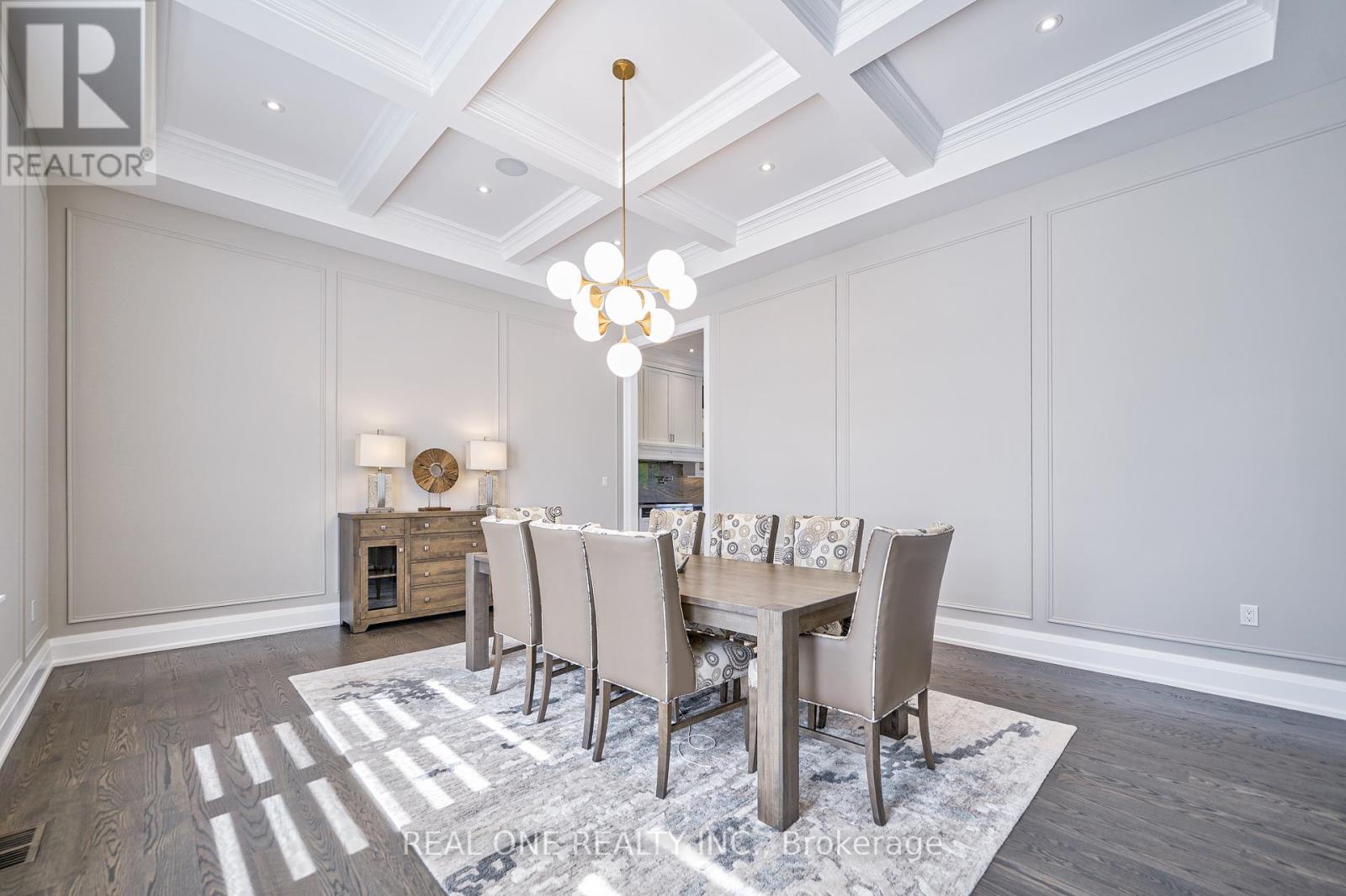 170 Ward Avenue, East Gwillimbury (Sharon), Ontario  L0G 1V0 - Photo 10 - N12399522