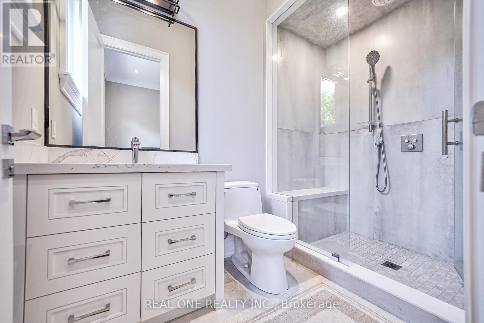 170 Ward Avenue, East Gwillimbury (Sharon), Ontario  L0G 1V0 - Photo 40 - N12399522