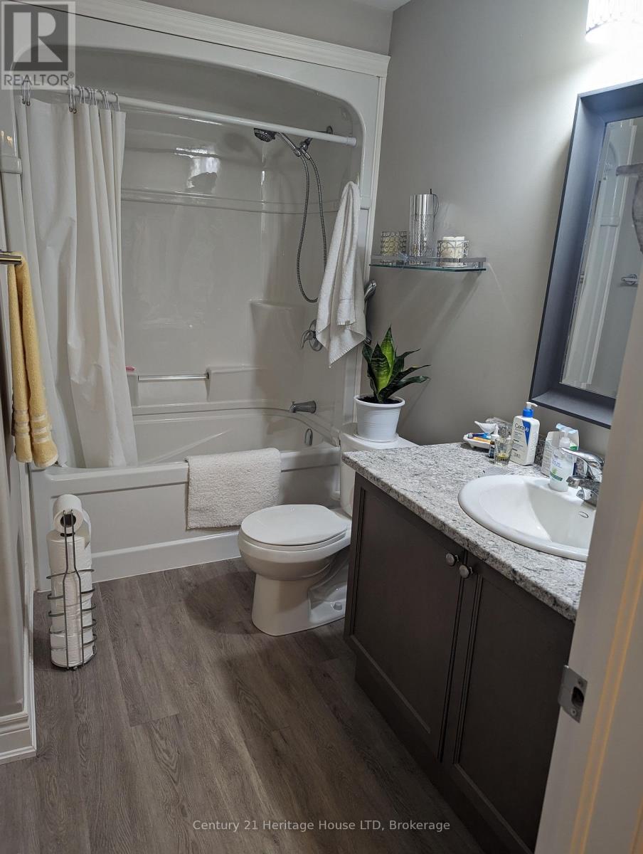 1078 Kerby Street, Fort Erie, Ontario  L2A 0C1 - Photo 28 - X12400016
