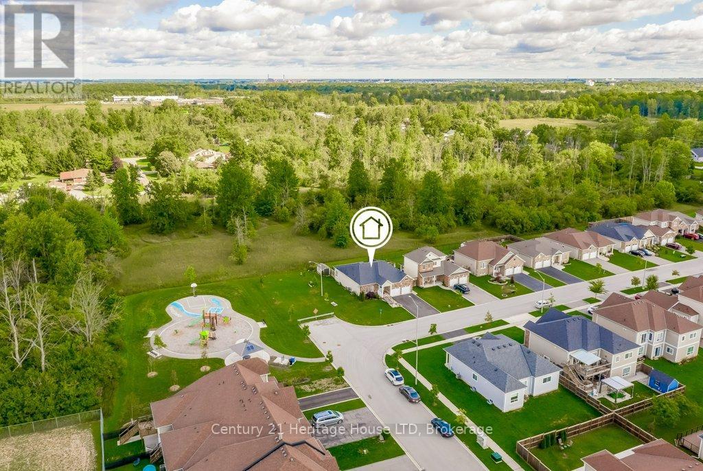 1078 Kerby Street, Fort Erie, Ontario  L2A 0C1 - Photo 35 - X12400016