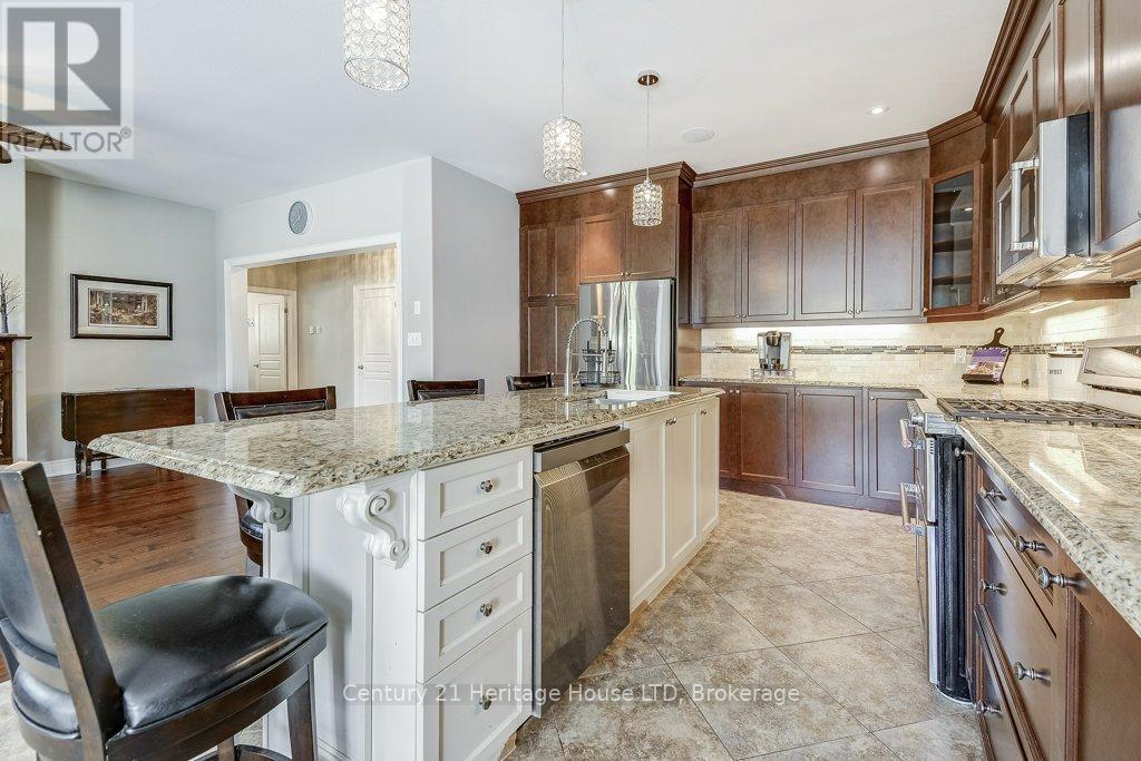 1078 Kerby Street, Fort Erie, Ontario  L2A 0C1 - Photo 6 - X12400016