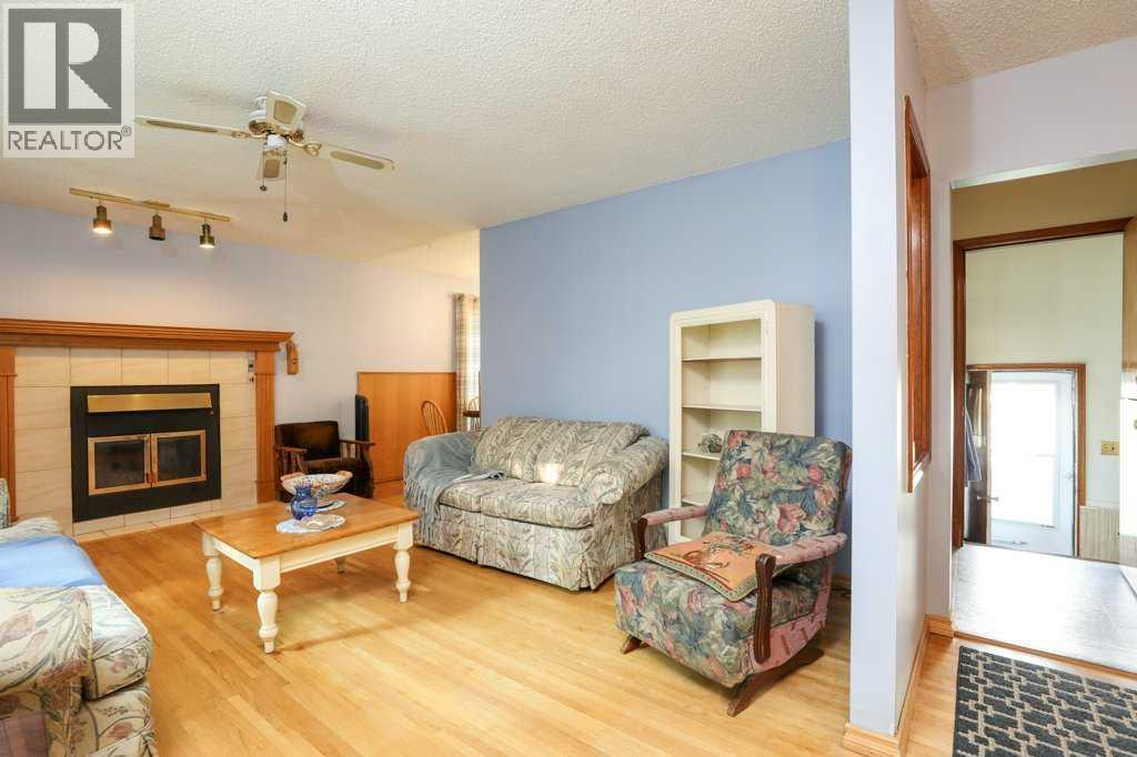 Property at 1120 11 Street S image 5