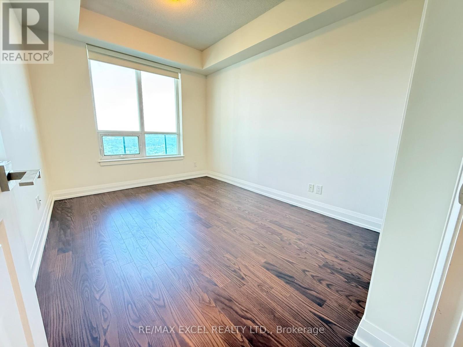 1605 - 7171 Yonge Street, Markham, Ontario  L3T 0C5 - Photo 5 - N12399838