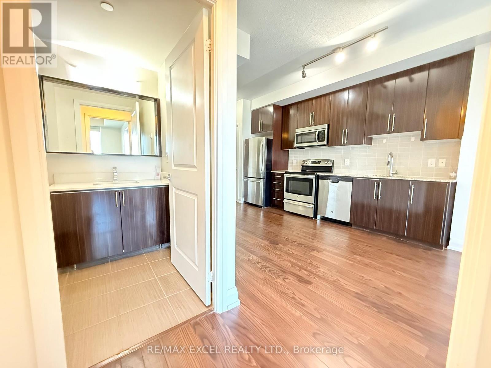 1605 - 7171 Yonge Street, Markham, Ontario  L3T 0C5 - Photo 6 - N12399838